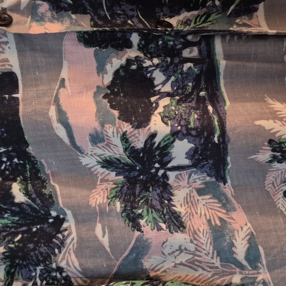 Outerknown Cotton Hemp Hawaiian Tropical Print Short Sleeve Button Down - Picture 3 of 6